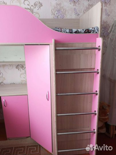 Кровать чердак