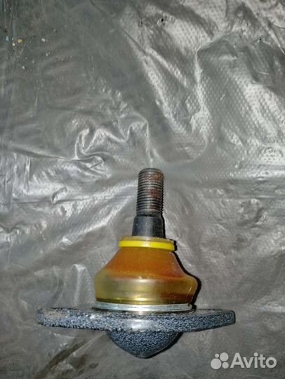 Шаровые опоры ваз 2110