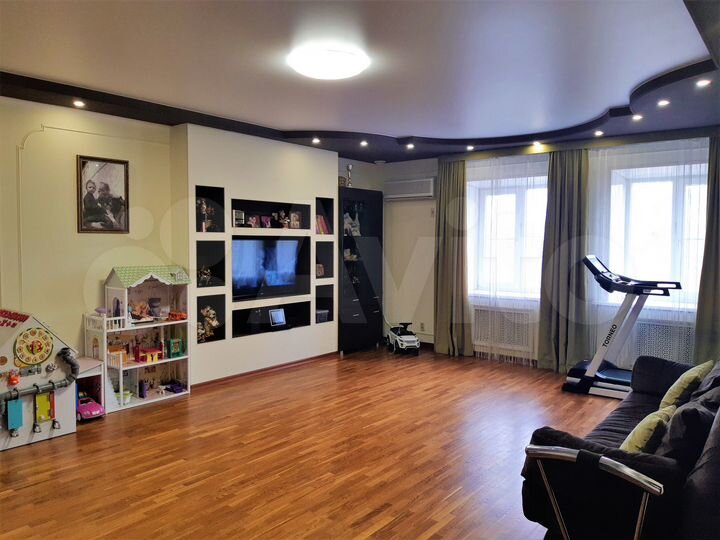 3-к. квартира, 126,4 м², 3/6 эт.