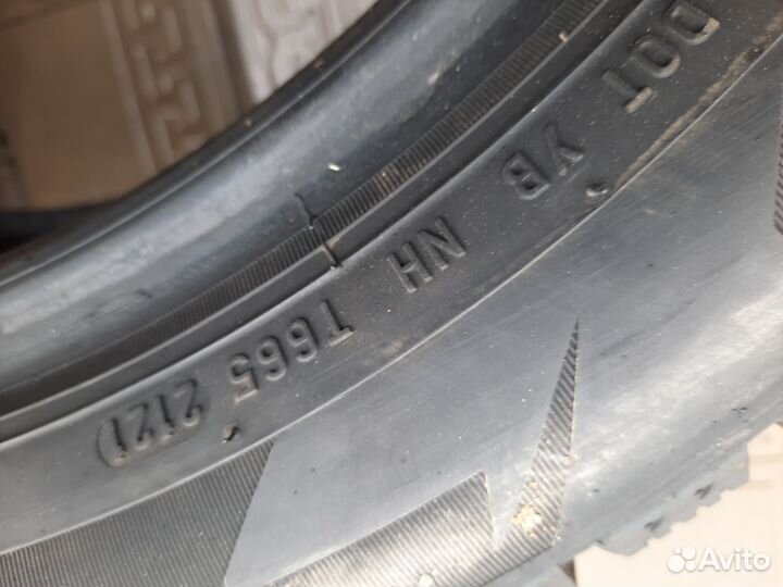 Pirelli Formula Ice 215/50 R17 91T