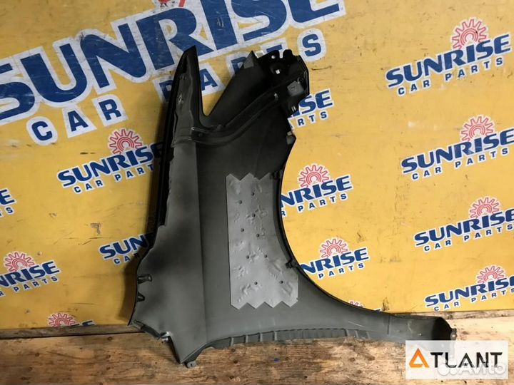 Крыло переднее левое nissan elgrand