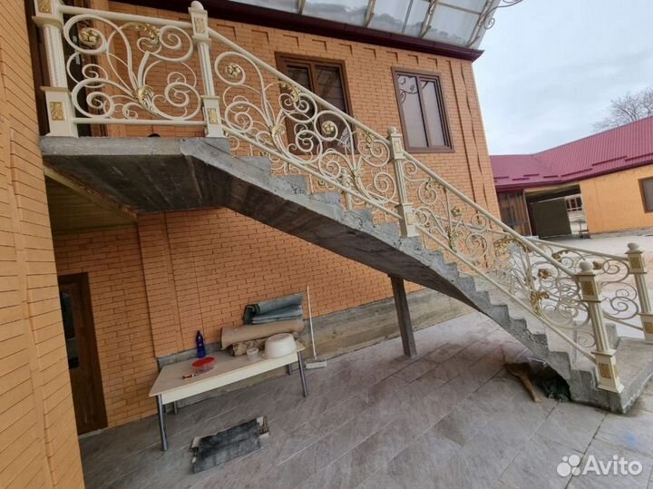 Перила для лестниц