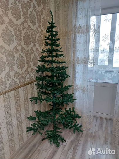 Елка искусственная 210 см. Бу