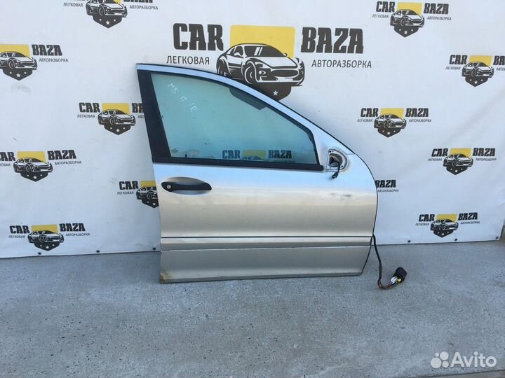 Дверь передняя правая R Mercedes-Benz C-class