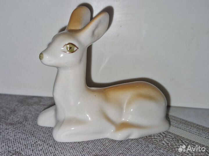 Статуэтка фарфор