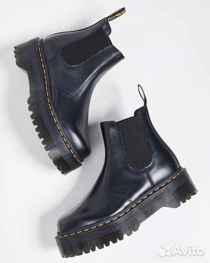 Dr Martens 2976 Chelsea Platform