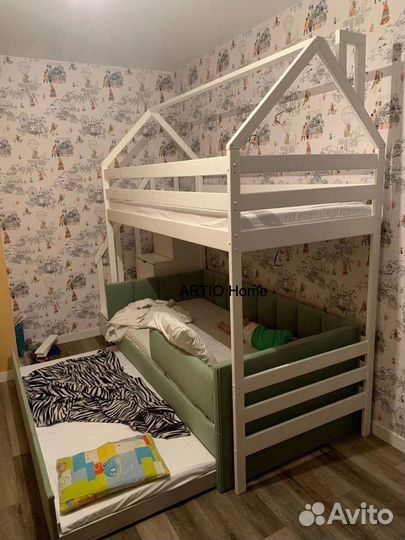 Детская кровать с мягкими бортиками