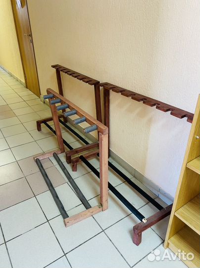 Стойка для гитар