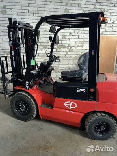Вилочный погрузчик EP Equipment CPCD25T3, 2023