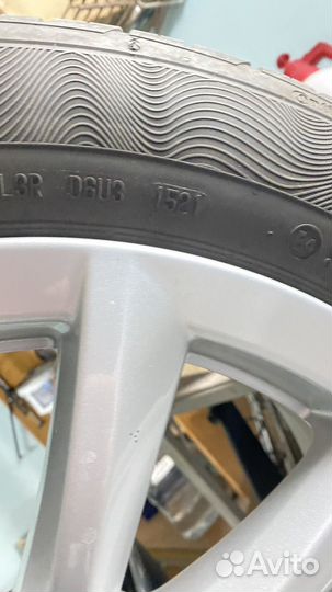 Continental ContiPremiumContact 5 215/55 R17