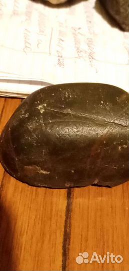 Камень, возможно Метеорит