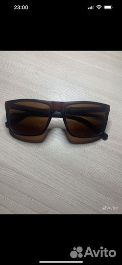 Солнцезащитные очки