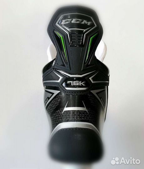 Коньки новые ccm ribcore 76k