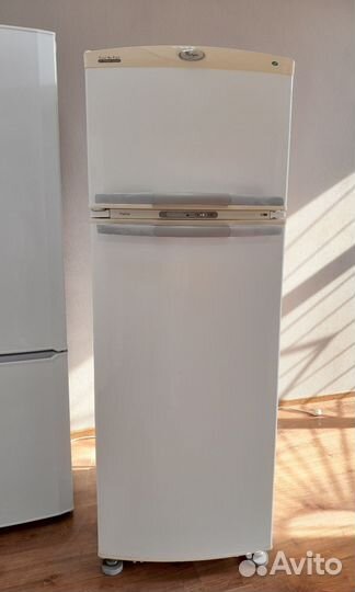 Холодильник whirlpool nofrost