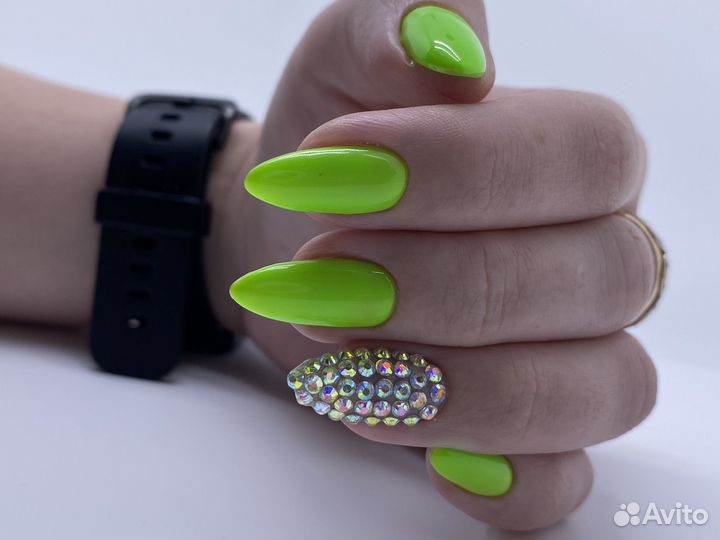 Маникюр, педикюр, брови, ресницы