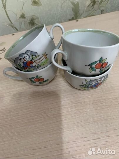 Детские чашки с блюдцем