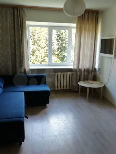 2-к. квартира, 42 м², 3/5 эт.