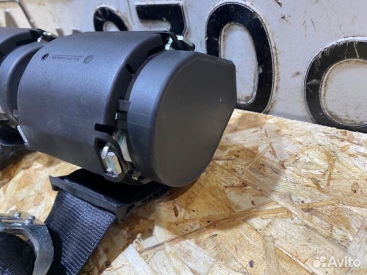 Ремень безопасности задний Audi A5 купе 2.0 2010