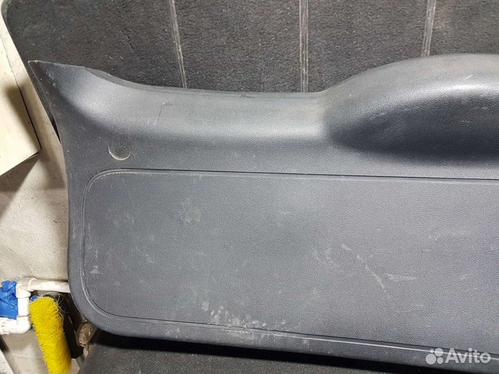 Обшивка крышки багажника ford focus 2 хетчбек