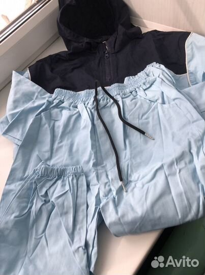 Ветровочка с штанишками