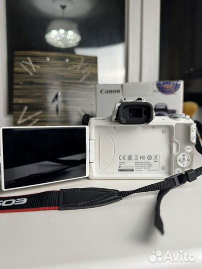 Компактный фотоаппарат canon eos m50