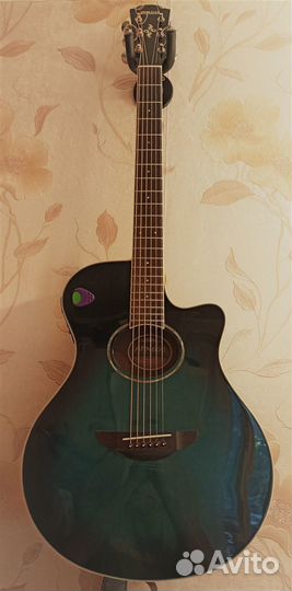 Электроакустическая гитара yamaha APX600