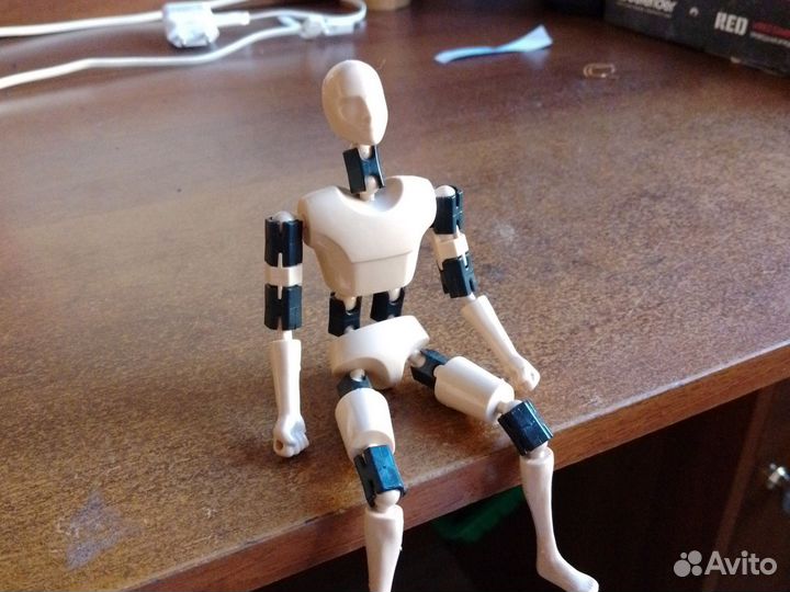 Человек игрушечный кукла