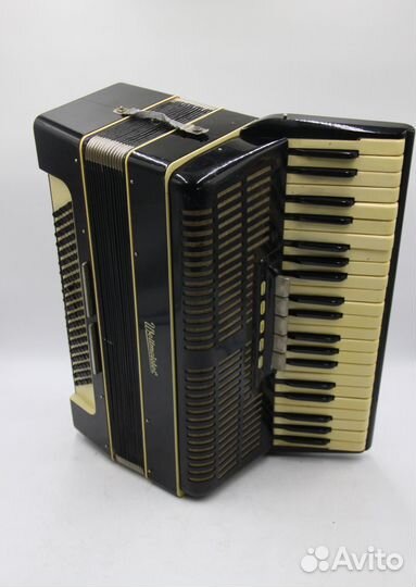 Аккордеон Weltmeister Klingenthaler Harmonikawerke
