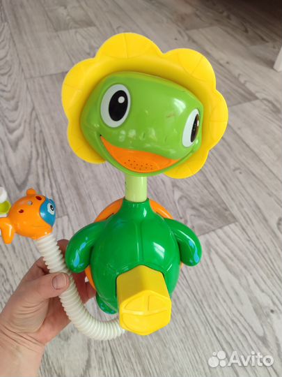 Игрушки для купания в ванной
