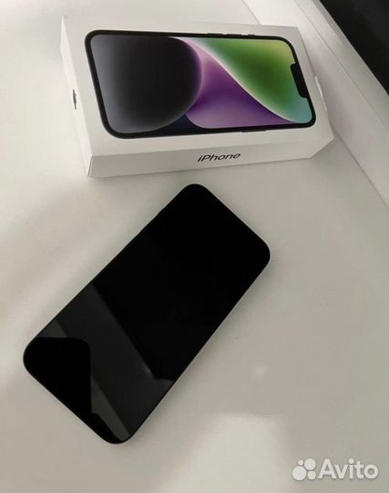 iPhone 14, 256 ГБ