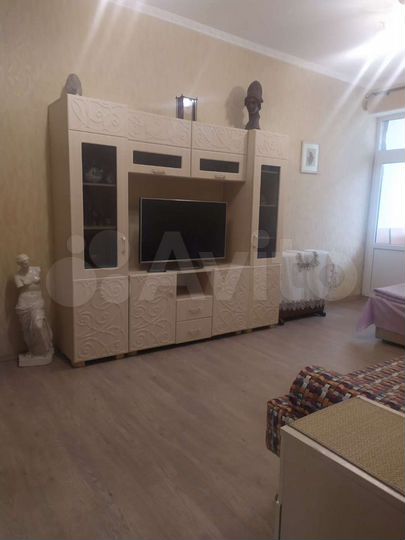 1-к. квартира, 60 м², 2/5 эт.