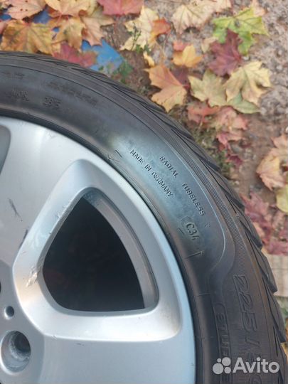 Sava Eskimo Stud 225/50 R17