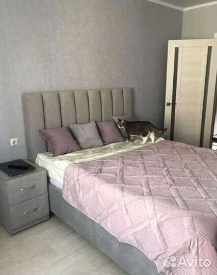 Кровать