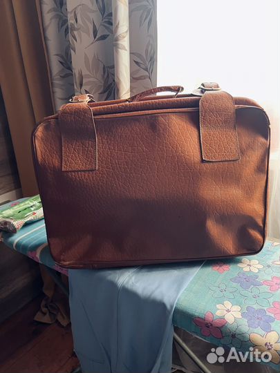 Кожаный чемодан СССР