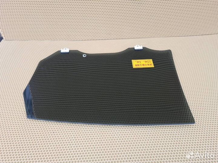 Стекло двери заднее правое Infiniti M Q70 Y51