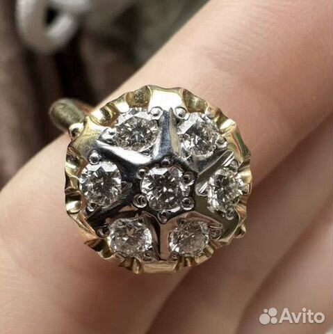 Золотое кольцо с крупными бриллиантами бахча объявление продам