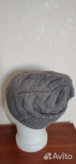 Шапка женская вязаная демисезонная