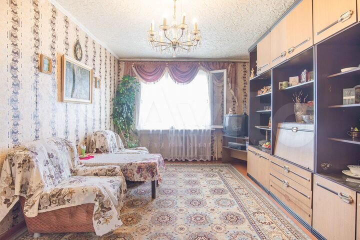4-к. квартира, 70 м², 9/9 эт.