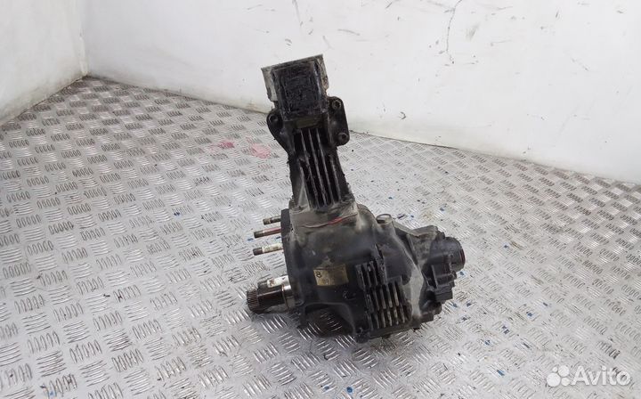 Раздаточная коробка toyota RAV 4 ZCA2 2,0