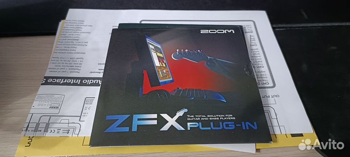 Звуковая карта. (Интерфейс). zoom s2t. Ламповый