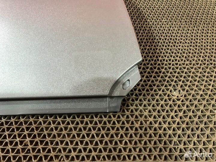 Накладка капота правая Volvo FH