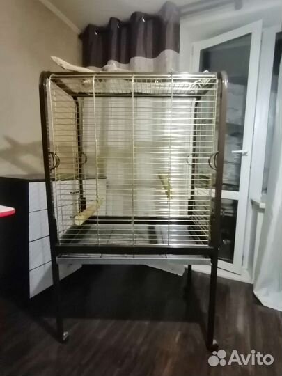 Клетка для большого попугая