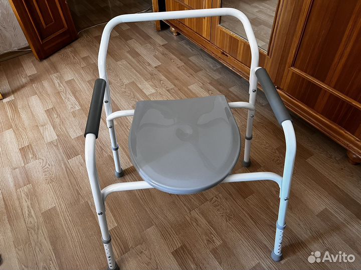 Кресло-туалет Ortonica TU 1