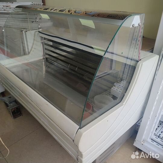 Холодильная витрина