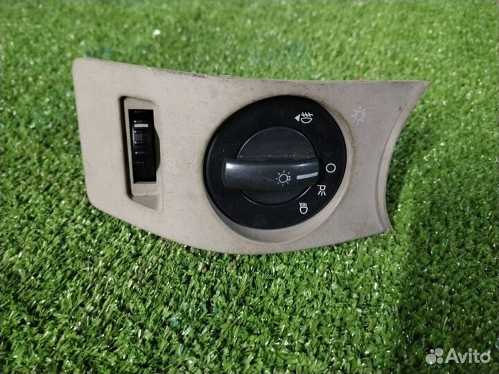 Переключатель света фар Ford Explorer