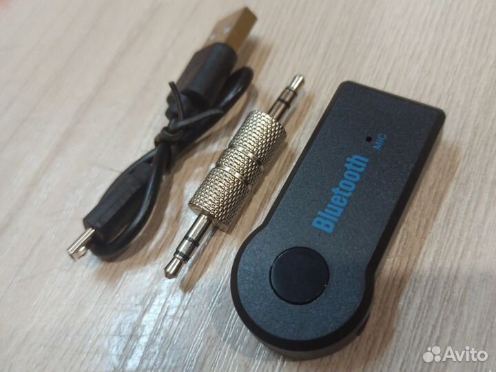 Беспроводной приемник-адаптер автомобильный