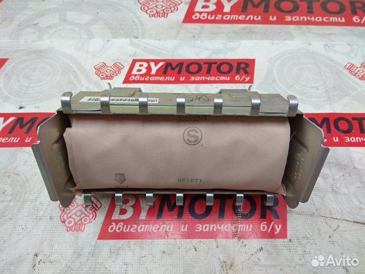 Подушка безопасности пассажирская в торпедо Mazda