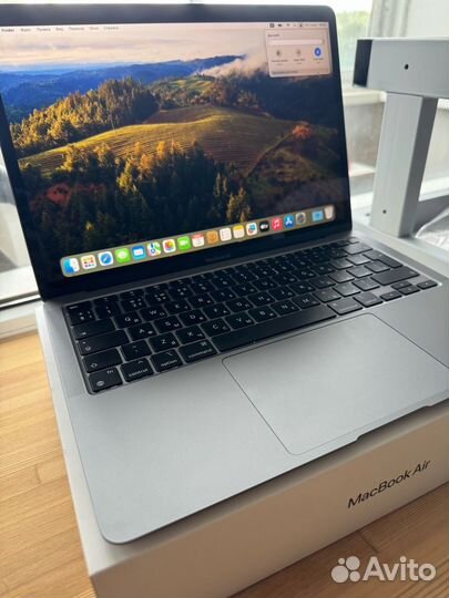 Apple macbook air 2020 M1