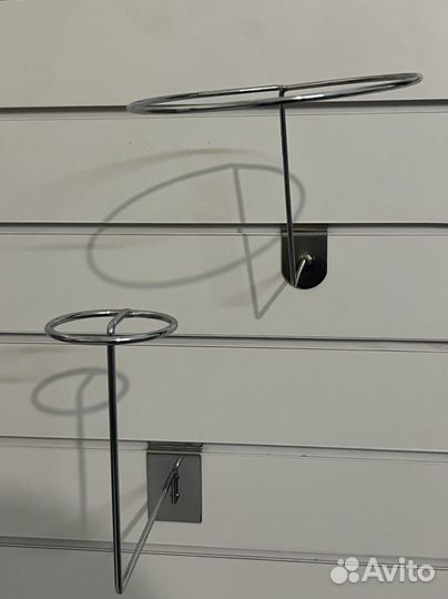 Крючки для шапок и одежды