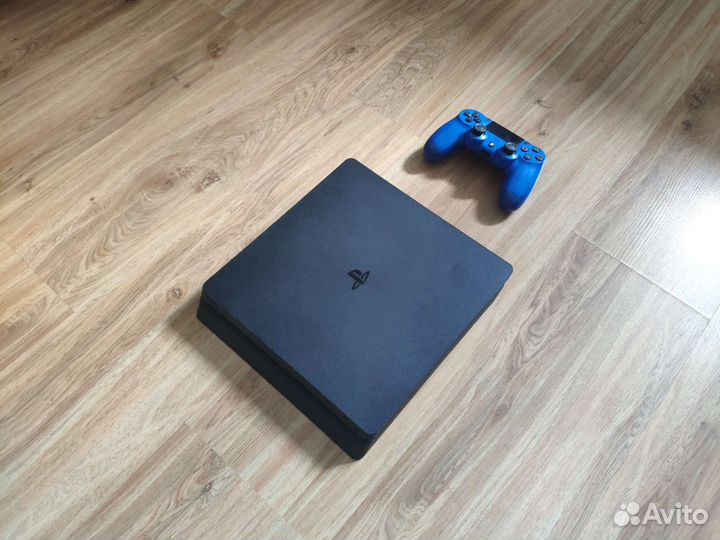 Sony PS4 slim + 300 игр по подписке PS plus